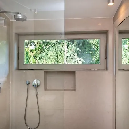 Enchanting 22,000m2 And Elegant 5 Bedroom Manor İstanbul