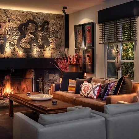 Enchanting 22,000m2 And Elegant 5 Bedroom Manor Istanbul